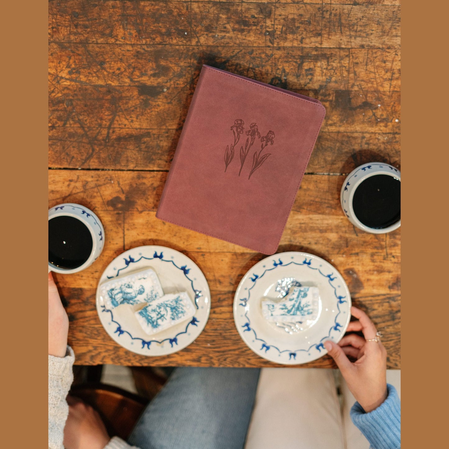 ESV Hosanna Revival Journaling Bible : Helena Theme